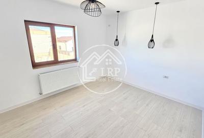 Casă individuală cu 4 camere cu Canalizare în Pantelimon - 11