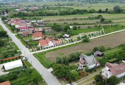 Teren 10.000 mp de vanzare in comuna Ciofrangeni, Judet Arge?. - 10