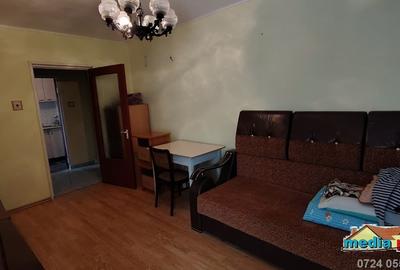 Apartament cu 2 camere decomandat în Micro 13 - 3