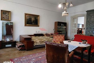 Casă cu 8 camere cu Teren 400 Mp în Central - 9