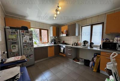 Zona Primarie Mogosoaia | Complex de case cu bariera | Curte - 5