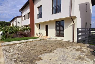 Duplex cu pereti separati langa padure si acces facil spre DN - 4
