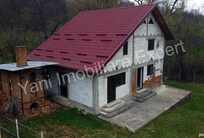 Casă în Mușătești - 16