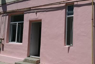 Vand apartament cu 2 camere + teren - 1