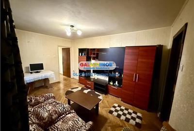 Apartament cu 3 camere semidecomandat, mobilat în Gorjului - 1