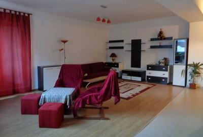 Apartament cu 2 camere semidecomandat în Răcădău - 1