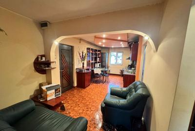 Apartament 3 camere, 65 mp, zona Centrala - 2