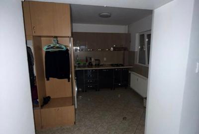 Apartament cu 3 camere decomandat, mobilat în Colentina - 7