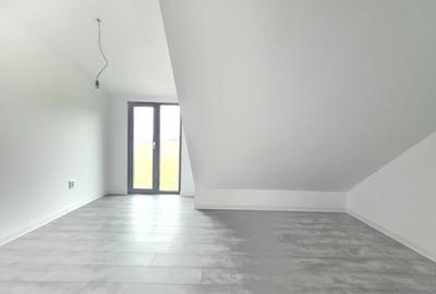 Duplex cu 4 camere, teren 125mp, Codlea - 15