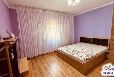 Apartament cu 2 camere decomandat în Micro 20 - 3
