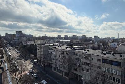 Apartament 3 camere - transformat din 2 | Emag - Tomis 2 | Vedere | Termen lung - 15