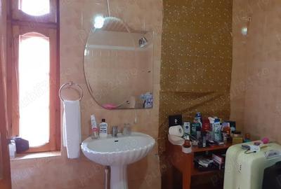 Casă cu 6 camere cu Teren 283 Mp în Școlilor - 18