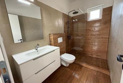 Casă cu 4 camere în Central - 2