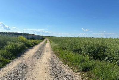 Teren de 600 mp, în Izvorani - 3