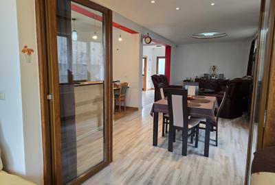 O casa spatioasa  cu 5 camere in Cartier Europa O casa spatioasa  cu 5 camere in Cartier Europa - 18