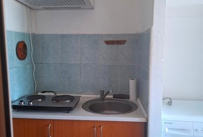 Garsonieră semidecomandată, mobilată în Podu Roș - 3