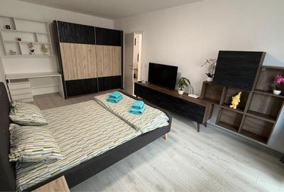 Garsonieră decomandată în Tractorul - 2