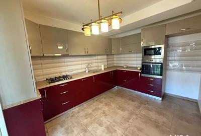 Casă cu 4 camere cu Teren 230 Mp în Voluntari - 3