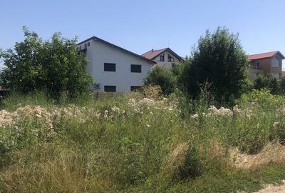 Teren de 1580 mp, în Domnești