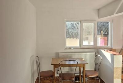 Casă cu 4 camere în Parța - 3