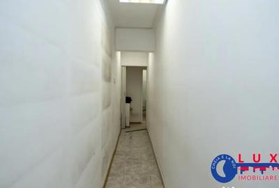 Spațiu comercial, de 80 mp, în Central - 2