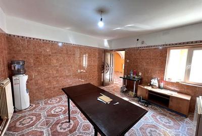 Casă individuală cu 4 camere cu Canalizare în Vitan Mall - 13