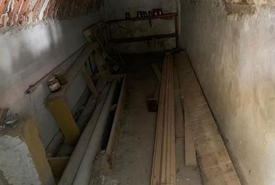 Casă cu 4 camere cu Teren 1900 Mp în Săliștea - 2