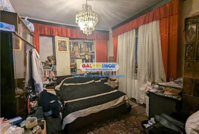 Unirii vila S+P+1 , spațiu comercial la parter,SU 206mp teren 293mp - 27