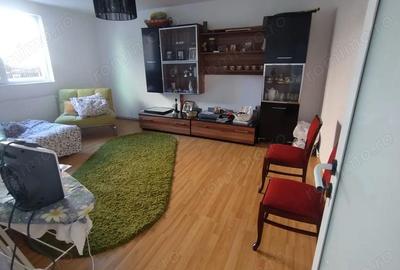 Casă cu 3 camere cu Canalizare în Brătianu - 9