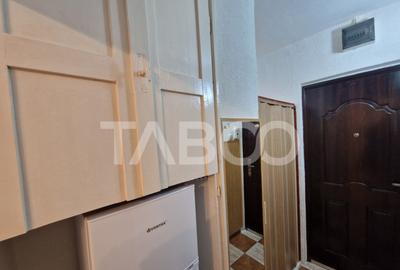 Garsoniera de inchiriat mobilata utilata 28 mp utili in zona - 2