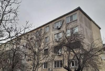 Apartament cu 3 camere decomandat în ICIL - 1