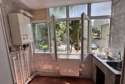 Apartament cu 2 camere decomandat în Central - 4