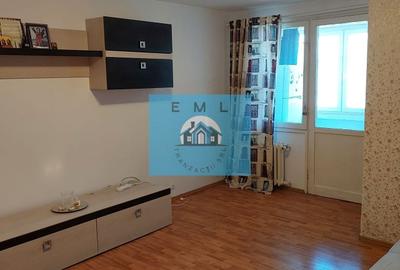 Garsonieră decomandată, mobilată în Titan - 4