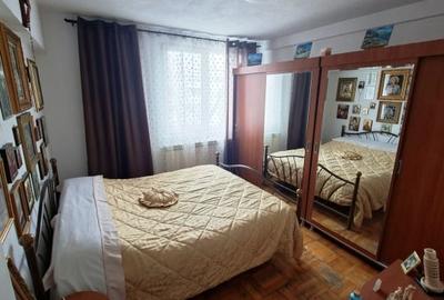 Apartament cu 3 camere semidecomandat în Titan - 15
