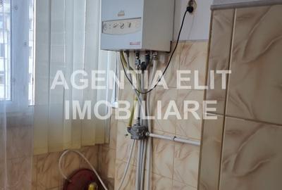 Apartament cu 3 camere decomandat în Central - 3