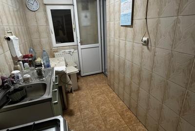Apartament cu 2 camere semidecomandat, mobilat în Micro 38 - 2