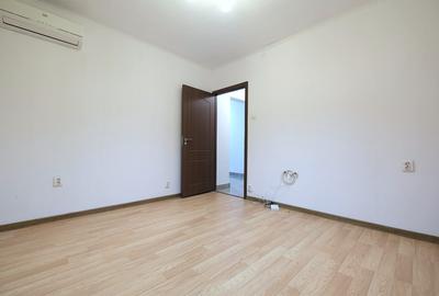 Apartament cu 3 camere decomandat în Băneasa - 9