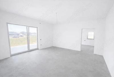 Apartament cu 2 camere decomandat în Bucovăț (Remetea Mare) - 3