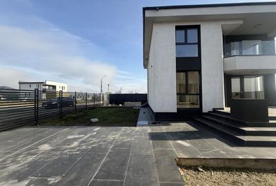 LUX | CASA | VILA INDIVIDUALA | CURTE | PROPRIETAR | TUNARI - 46