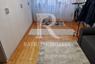 Apartament cu 3 camere în Nufărul - 10