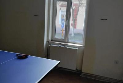 Spațiu comercial, de 60 mp, în Central - 1