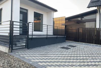 Casă individuală cu 3 camere cu Teren 175 Mp în Ipotești - 11
