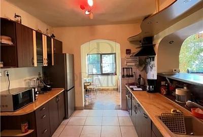 Dumbravita - Vila moderna - Teren 1430mp - 2 Fronturi - Carport - Panouri solare - 6