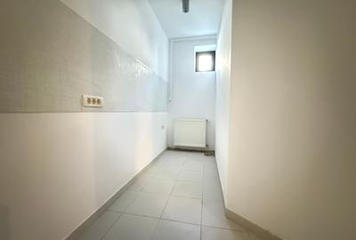 Duplex cu 10 camere cu Teren 180 Mp în Capitale - 33