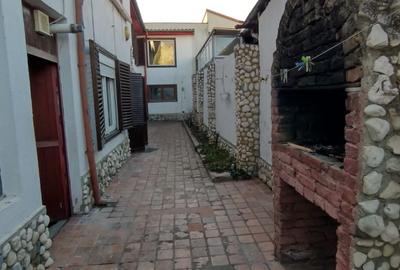 Casă individuală cu 4 camere cu Canalizare în Tomis II - 2