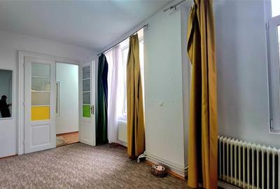 Casă cu 10 camere cu Canalizare în Fabric - 8