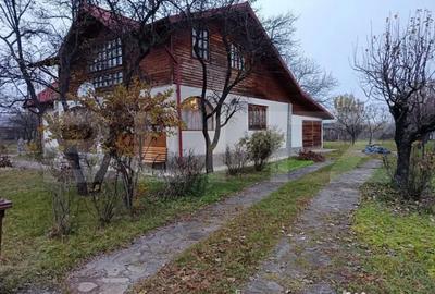 Casă cu 4 camere cu Teren 2031 Mp în Vălenii de Munte - 15