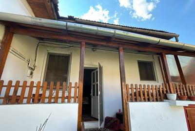 Doua case de vanzare 75 M? + curte 720 M? Piata Kalvin - 4
