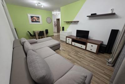 Apartament cu 2 camere decomandat, mobilat în Tractorul