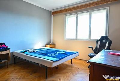 Spațiu comercial, de 9,000 mp, în Central - 3